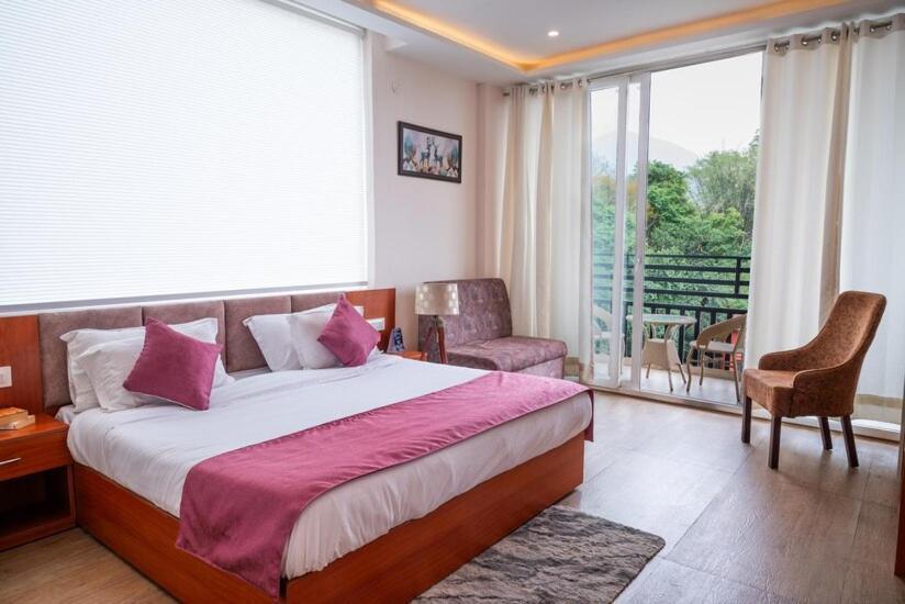 Hotel Sagar Residency - Best Mountain View Hotel In Pālampur Exteriör bild