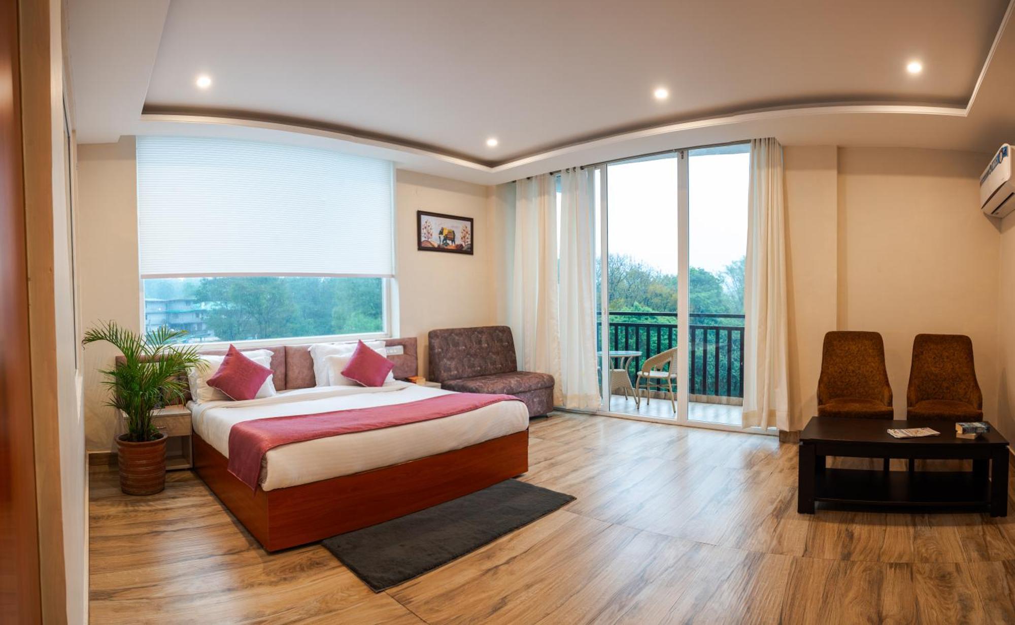 Hotel Sagar Residency - Best Mountain View Hotel In Pālampur Exteriör bild
